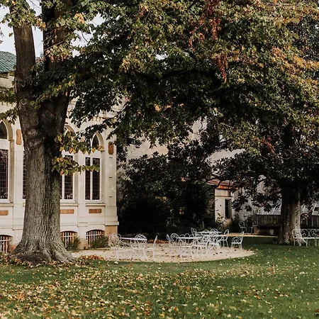 Maison Jullian 4* Μπεζιέ