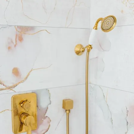 Maison Jullian Couette-café