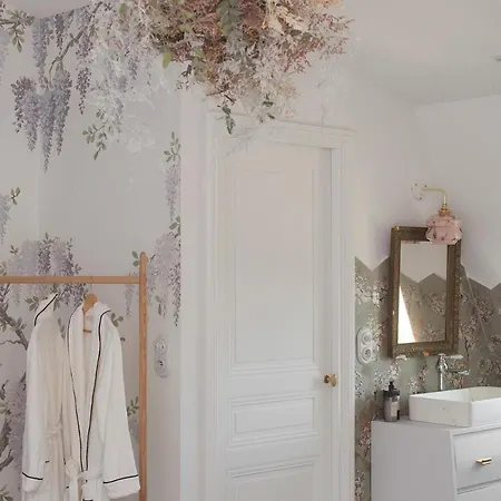 Couette-café Maison Jullian 4*