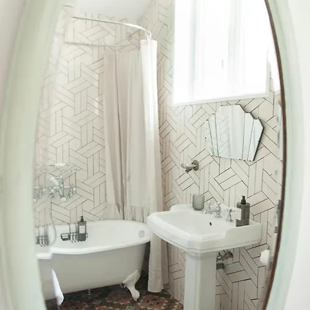 Maison Jullian Couette-café 4*