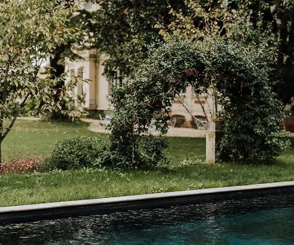Maison Jullian 4*